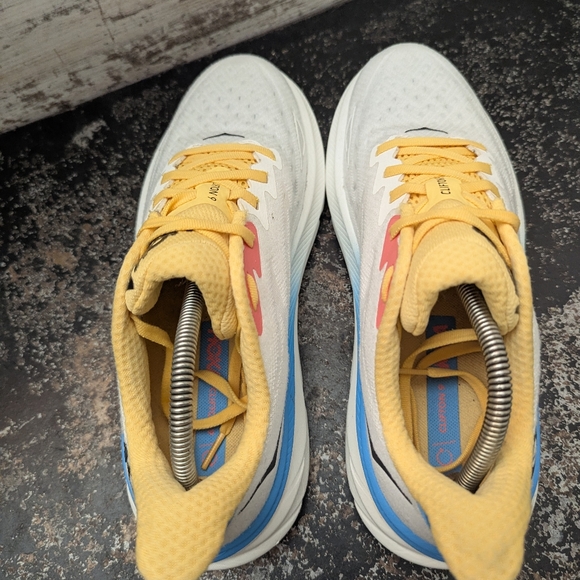 Womens Hoka One One Clifton 9 Running Shoes Sz 10 Used VGC White Mesh - Picture 8 of 10